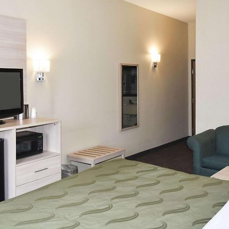 Quality Inn & Suites Brooks Louisville South Extérieur photo