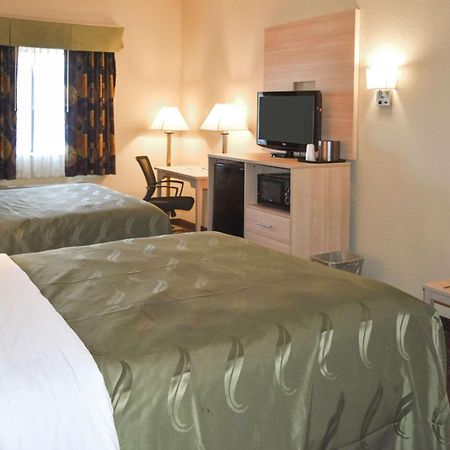 Quality Inn & Suites Brooks Louisville South Extérieur photo