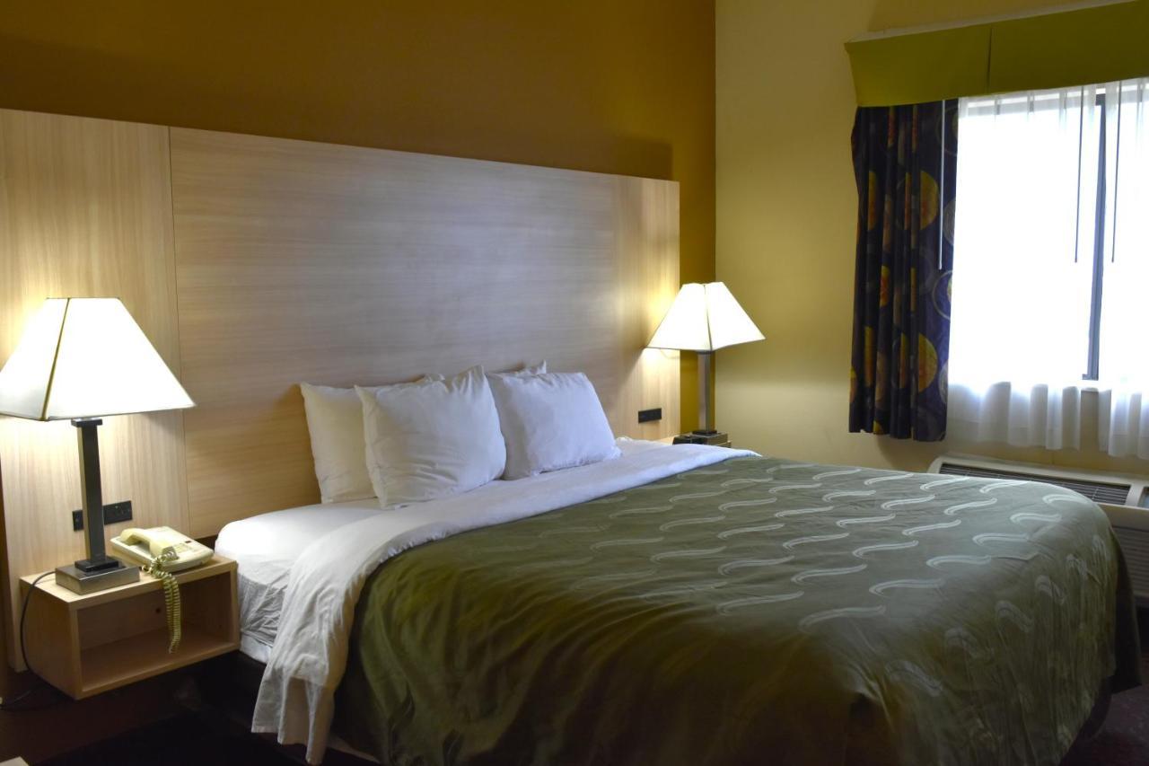 Quality Inn & Suites Brooks Louisville South Extérieur photo