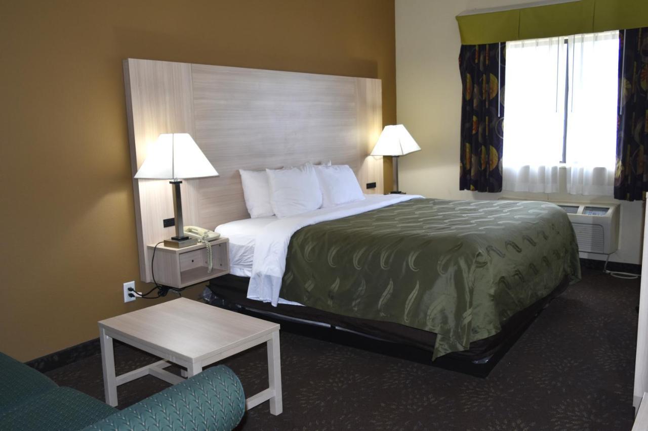 Quality Inn & Suites Brooks Louisville South Extérieur photo