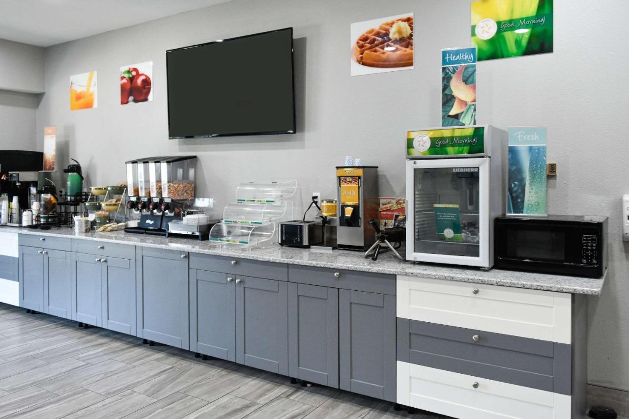Quality Inn & Suites Brooks Louisville South Extérieur photo