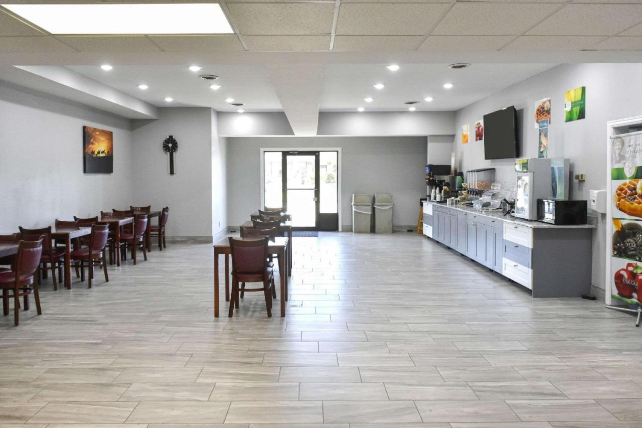 Quality Inn & Suites Brooks Louisville South Extérieur photo
