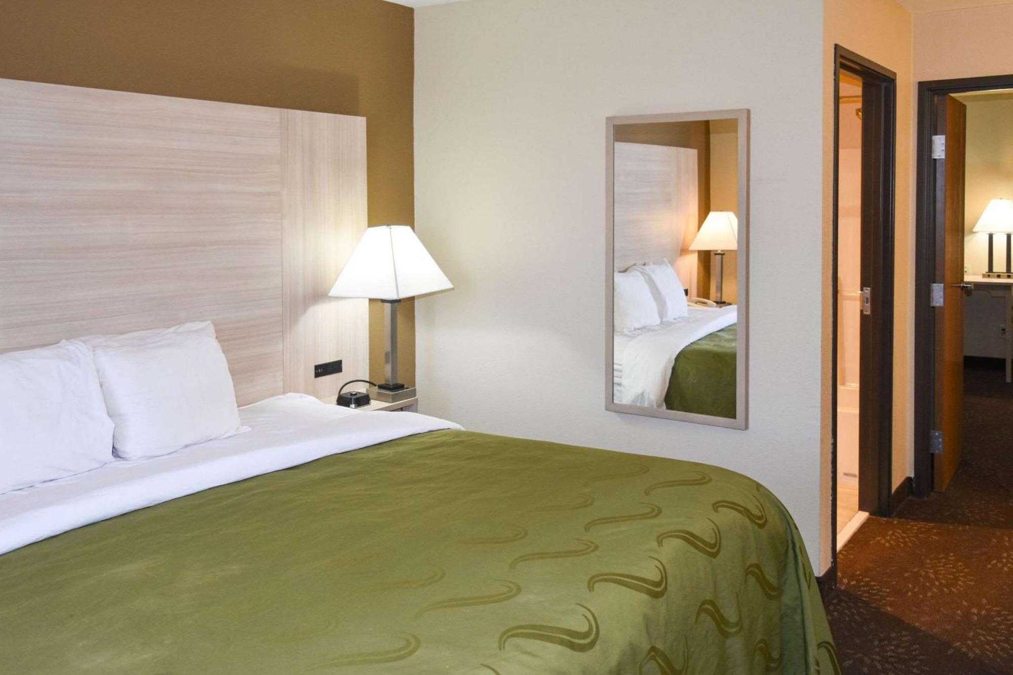 Quality Inn & Suites Brooks Louisville South Extérieur photo